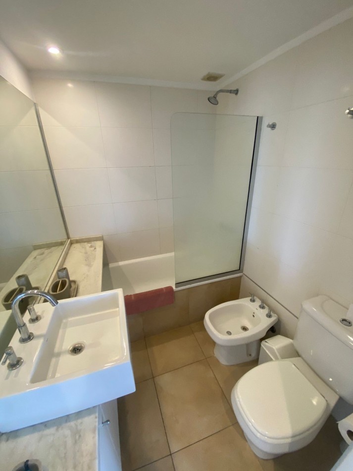 Venta- Departamento 4 ambientes "Edificio Le Marche".