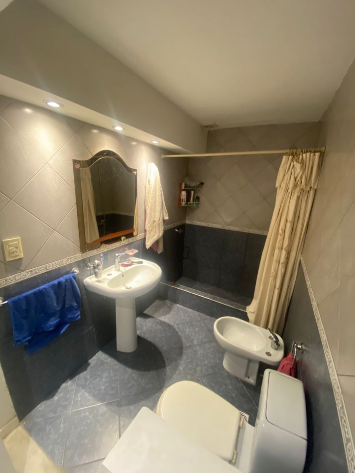 Venta- Casa cuatro ambientes totalmente reciclada.