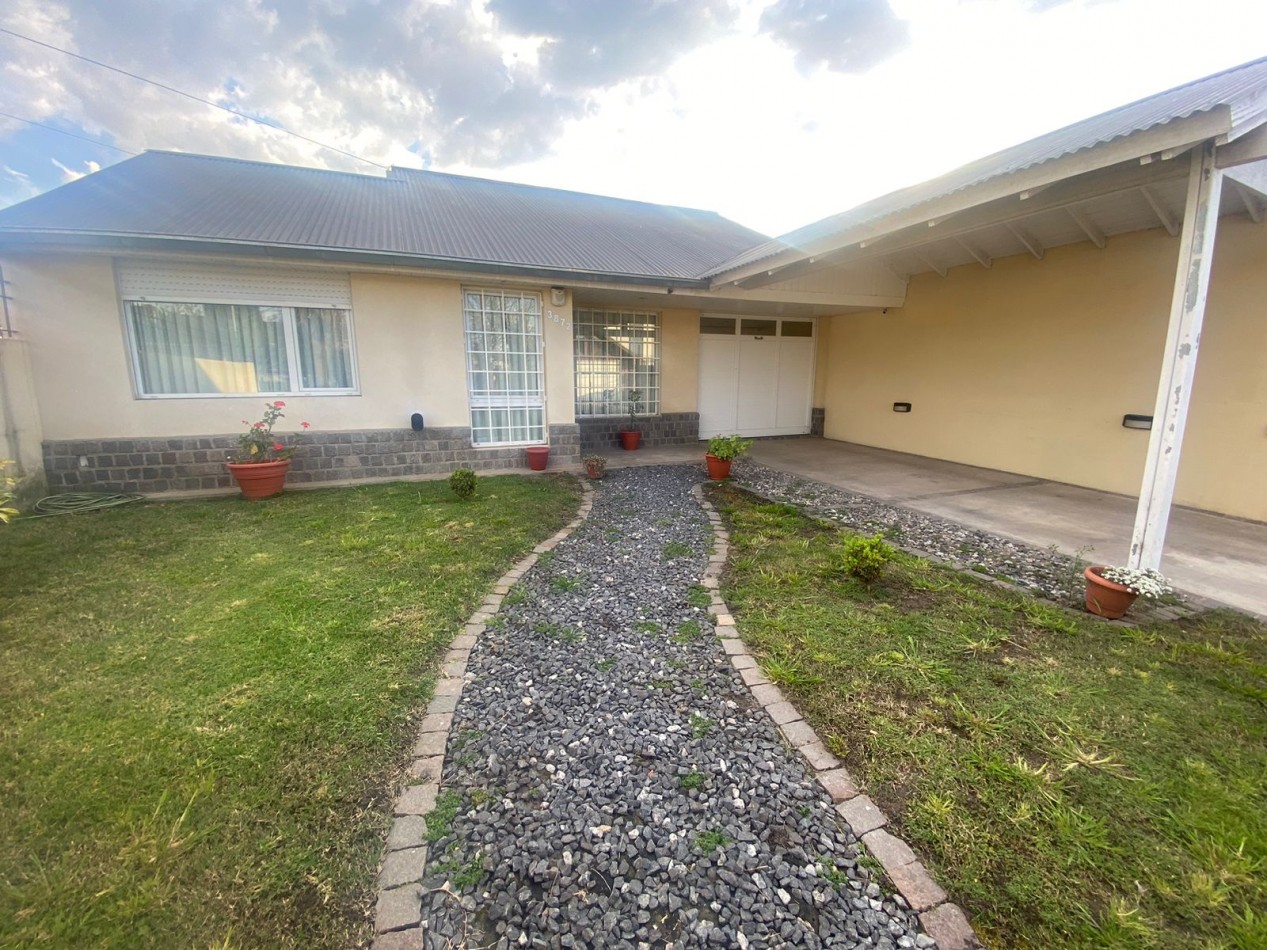 Venta- Casa cuatro ambientes totalmente reciclada.