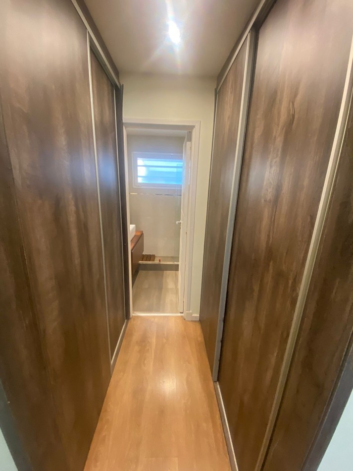 Venta- Casa cuatro ambientes totalmente reciclada.