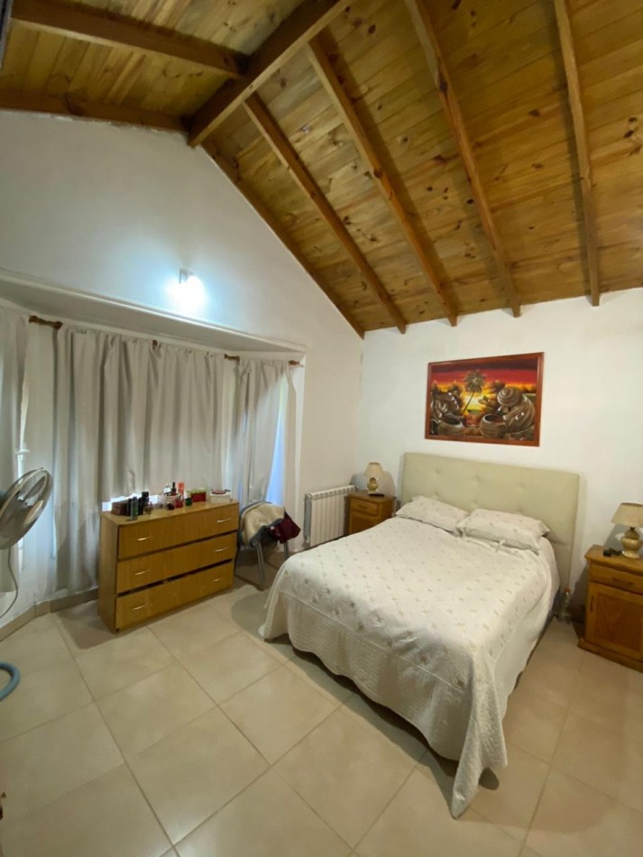 Venta- Casa de 3 ambientes con jardin, ubicada en el Bosque Peralta Ramos.