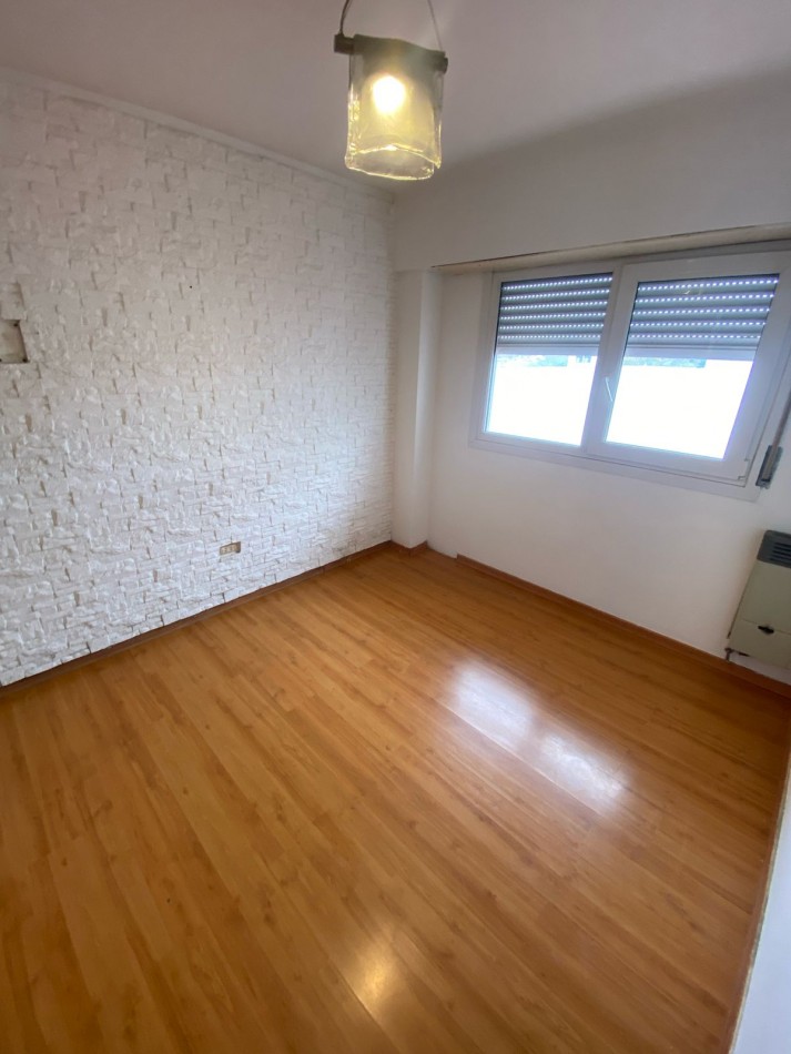 ALQUILER 24 MESES- DEPARTAMENTO TRES AMBIENTES CON TERRAZA.