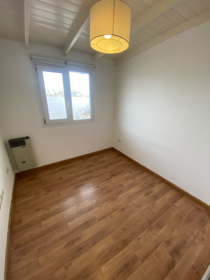 ALQUILER 24 MESES- DEPARTAMENTO TRES AMBIENTES CON TERRAZA.