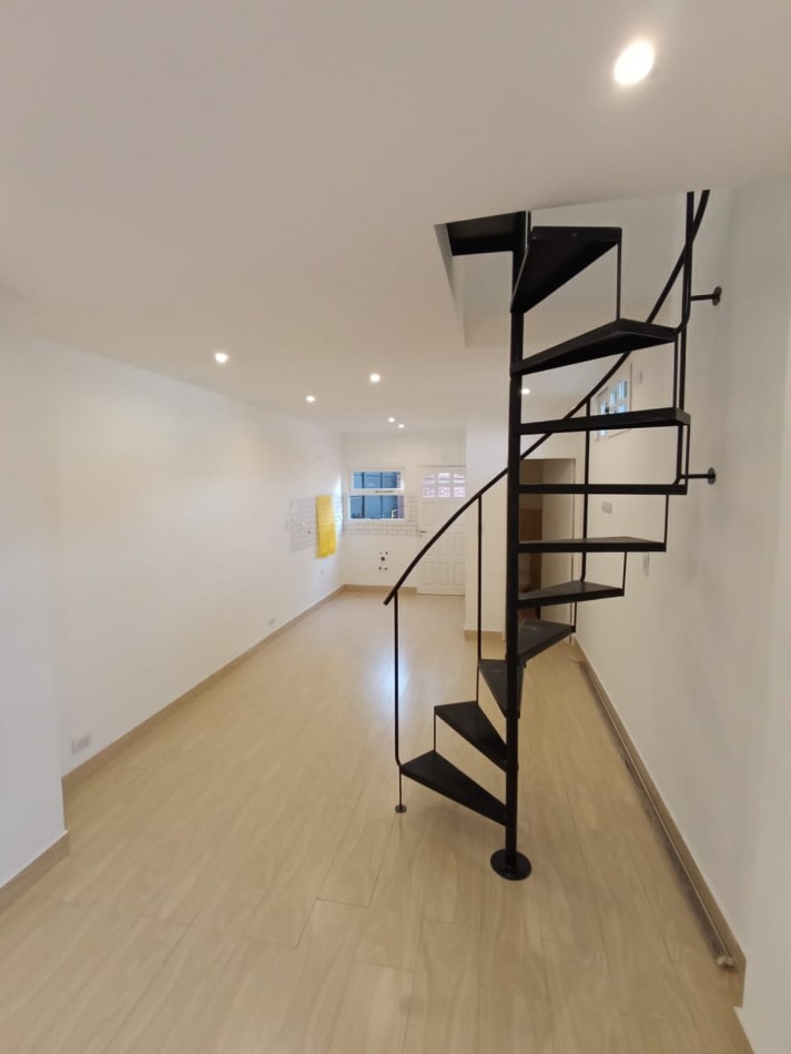 VENTA- PH 3 AMBIENTES RECICLADO.