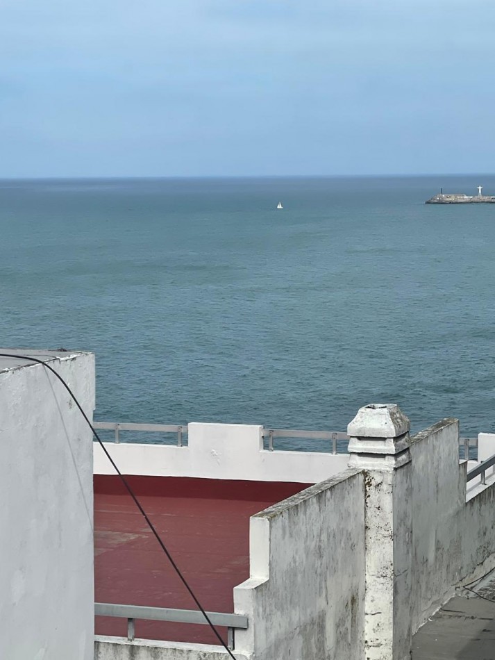 Venta- Departamento dos ambientes a 100 mts. de la costa.